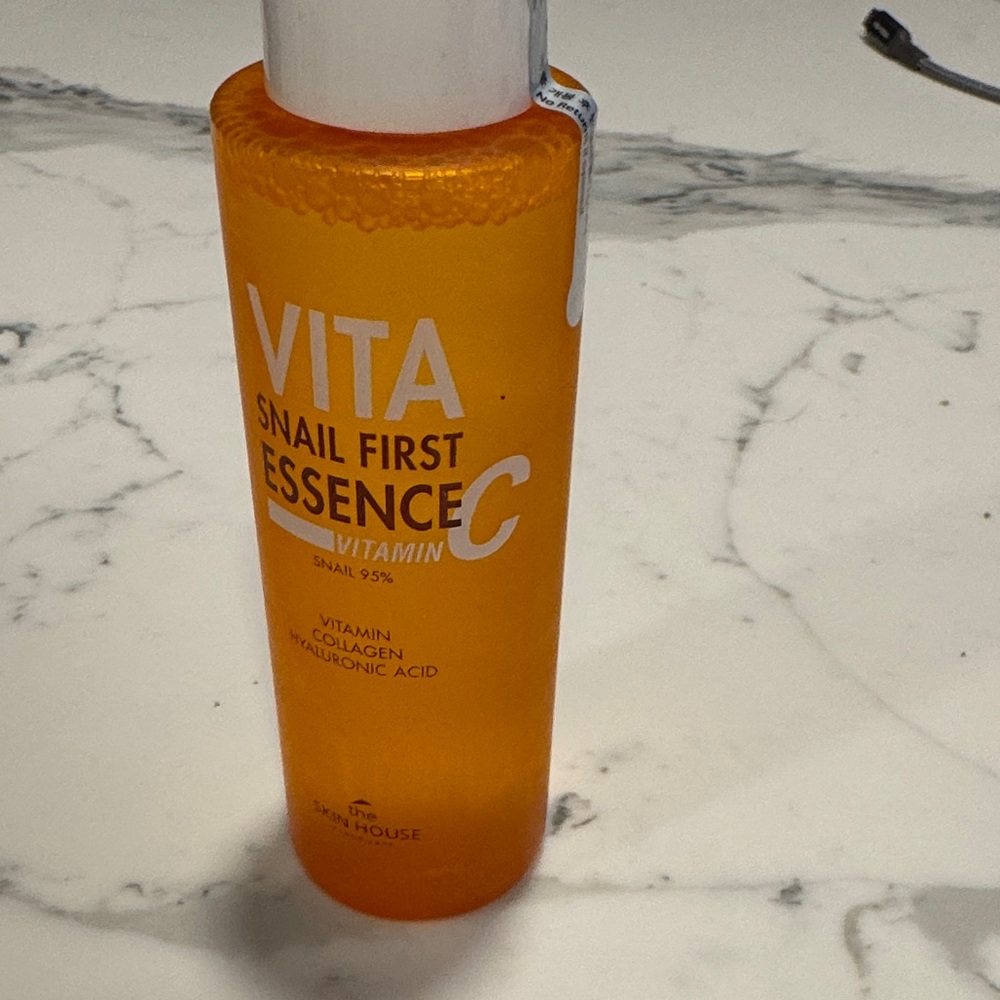 The Skin House Vita Snail First Essence Vitamin C Serum NWT - Picture 8 of 12